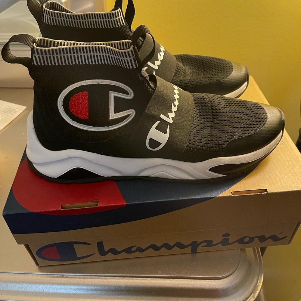 Champion shoes size 9.5 men never worn